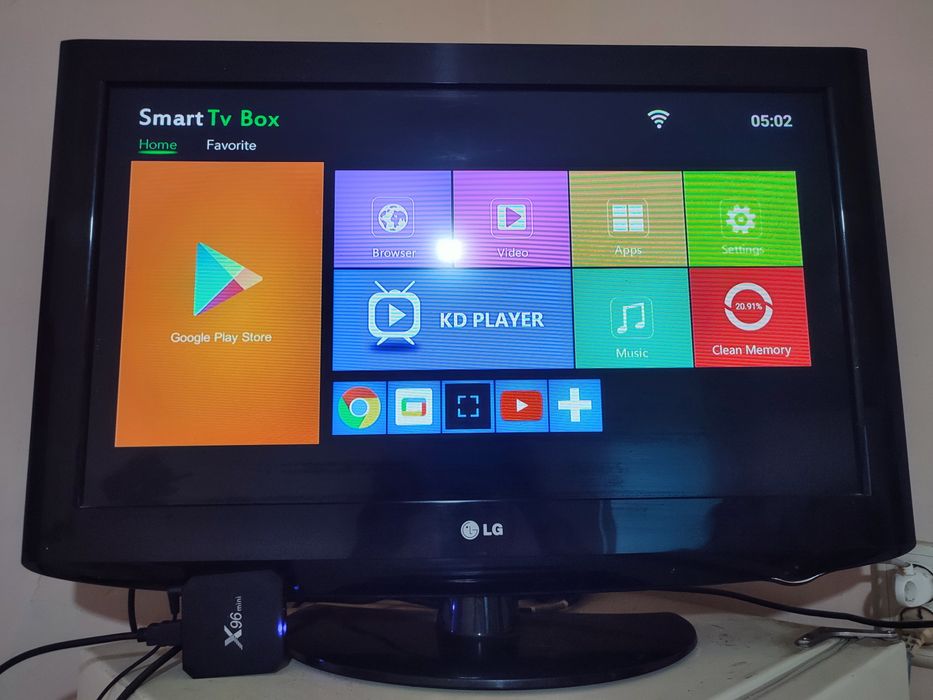 LG Televizor, состояние нормально, 32 размер + андроид приставка
