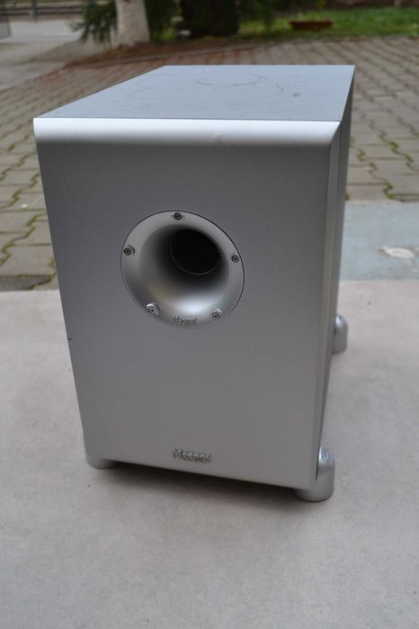 Subwoofer activ Magnat BetaSub 20 A