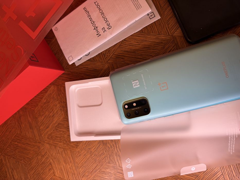 OnePlus 8T перфектен