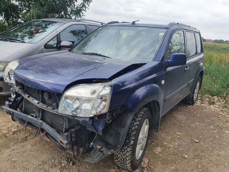 Oglinda stop tripla far praguri centura fata spate punte jug Nissan x-trail T30 motor 2.2dci dezmembrez