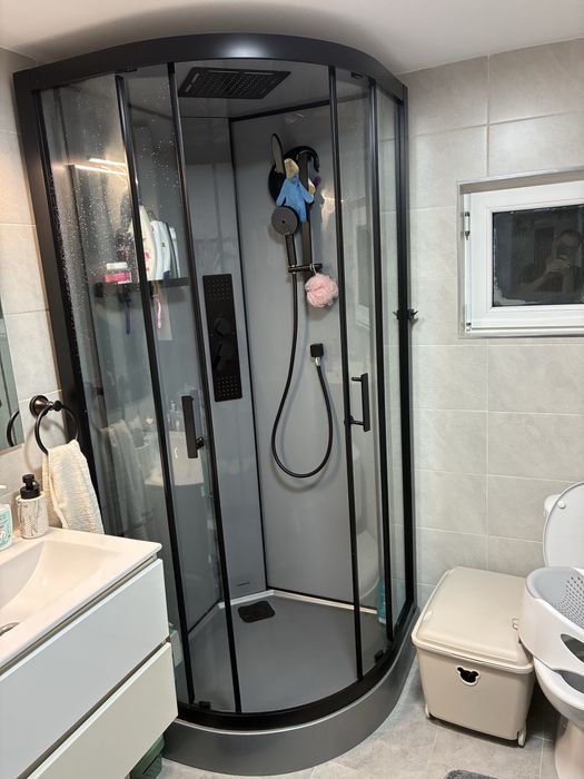 Cabina dus in perfecta stare