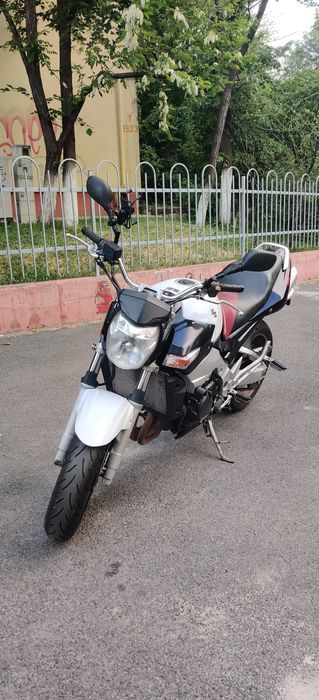 Suzuki GSR 600 - 2007