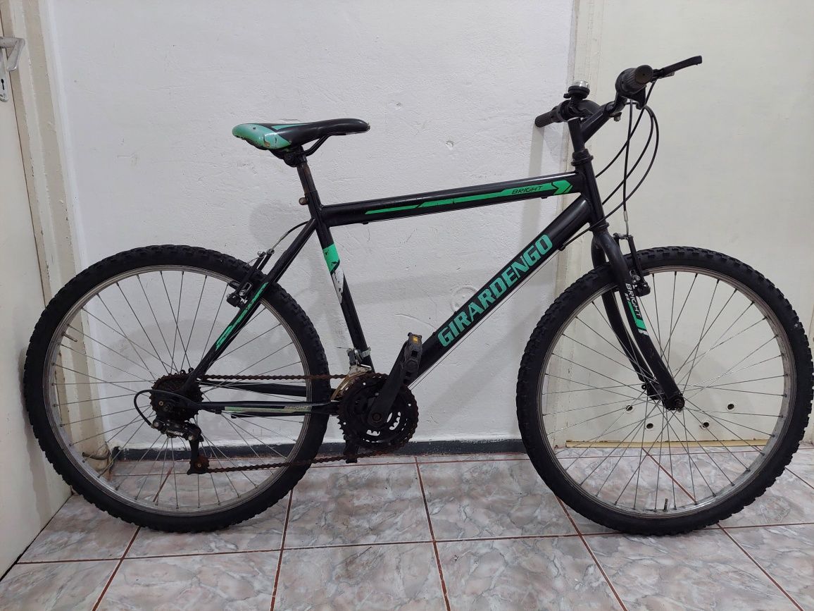 Vând bicicleta adult second-hand roti pe 26