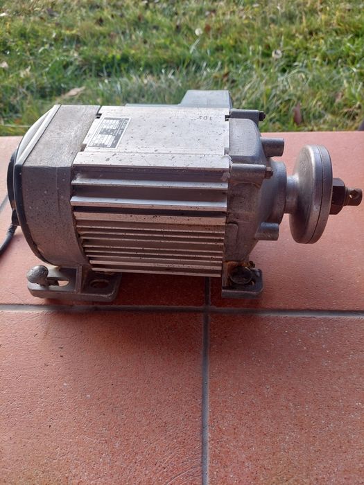 Motor electric pentru circular monofazic Kolster 2,4 kw