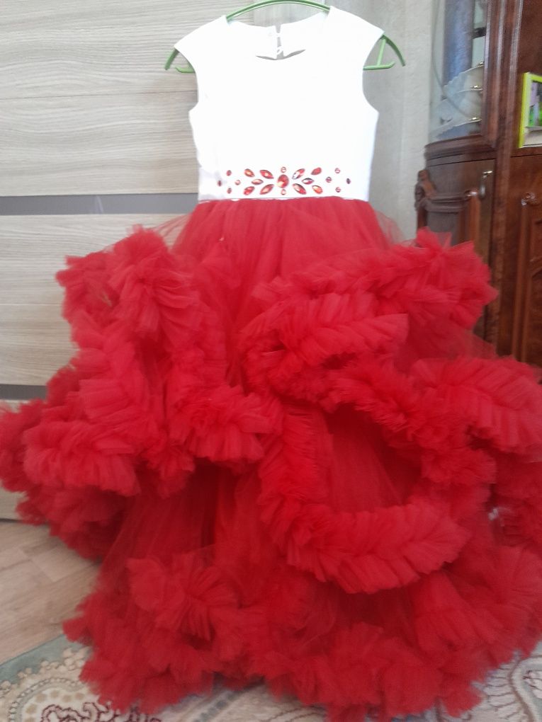Платье за 15000тг