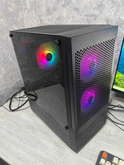Игровой кейс / Core i5 12400f + RTX 3060 + 1 TB SSD + 16 gb 3200mhz