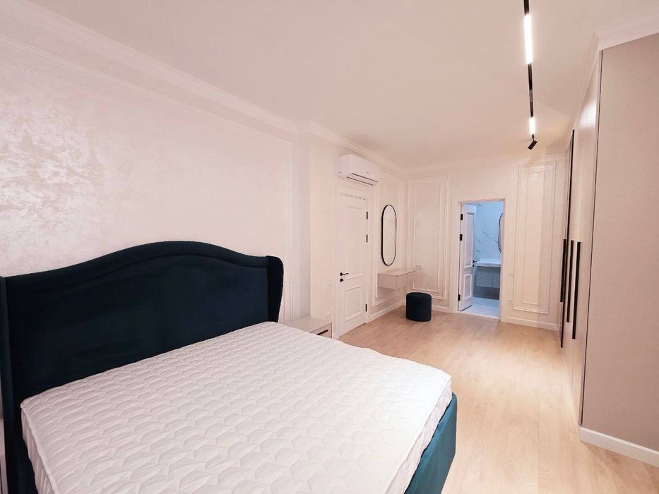 Продам квартиру новостройке жк Via Port 4/6/7  126m2