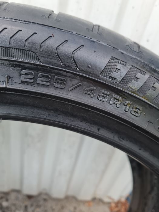 2 buc Anvelope de vara *225/45R18*Goodyear*LICHIDARE STOC*50 Lei Buc*