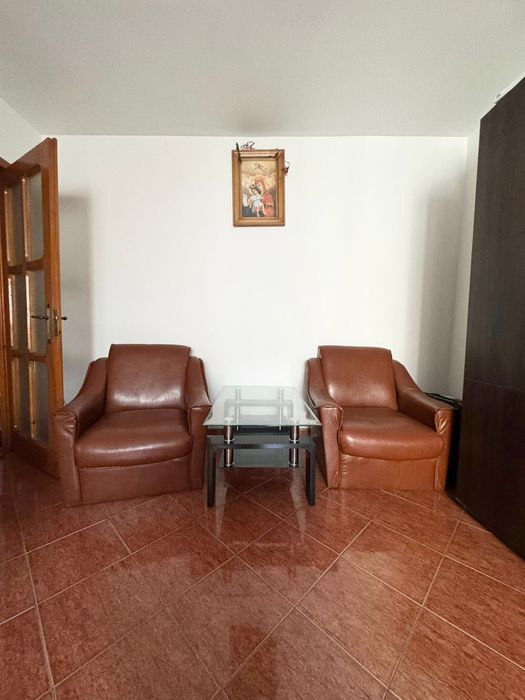 Vand apartament 2 camere burdujeni