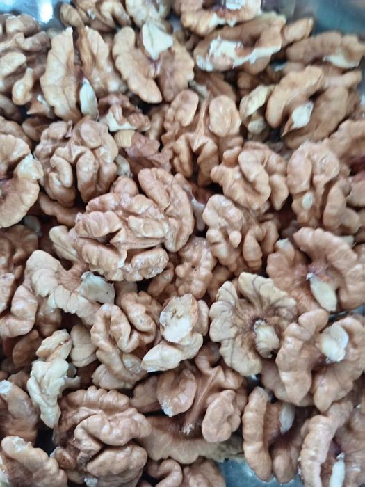 Miez de nuca Romania