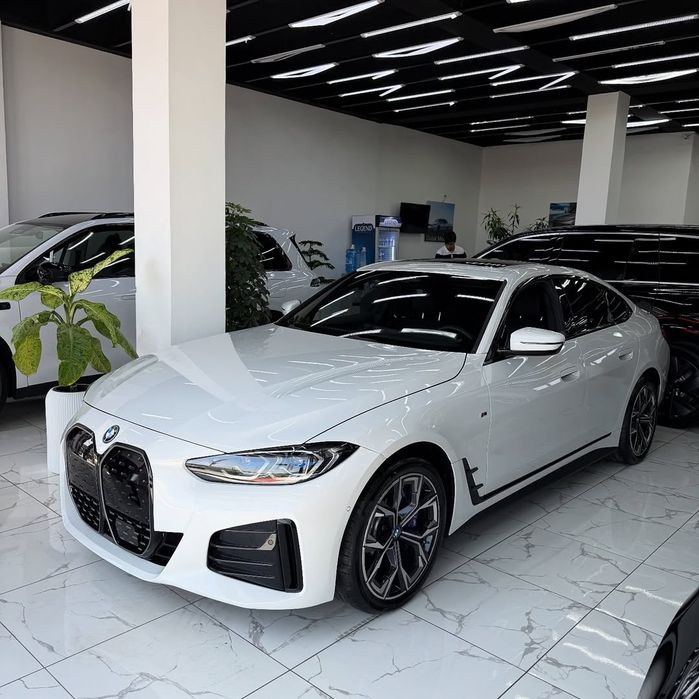 BMW i4  электро Сделано в Германии