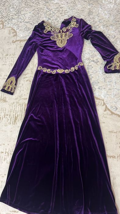 Продаётся платье