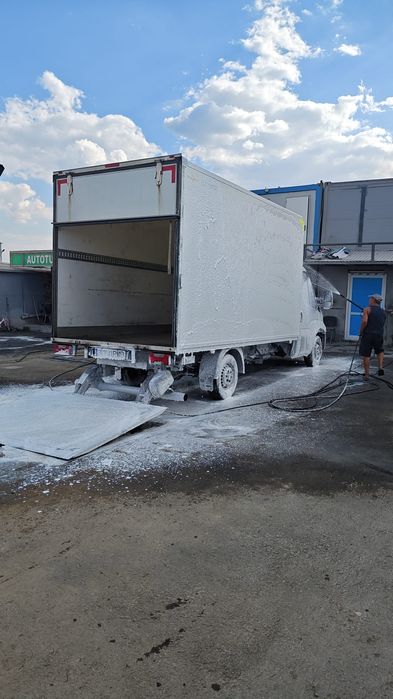 Iveco Daily 35 S16 an 2018 cub cu lift