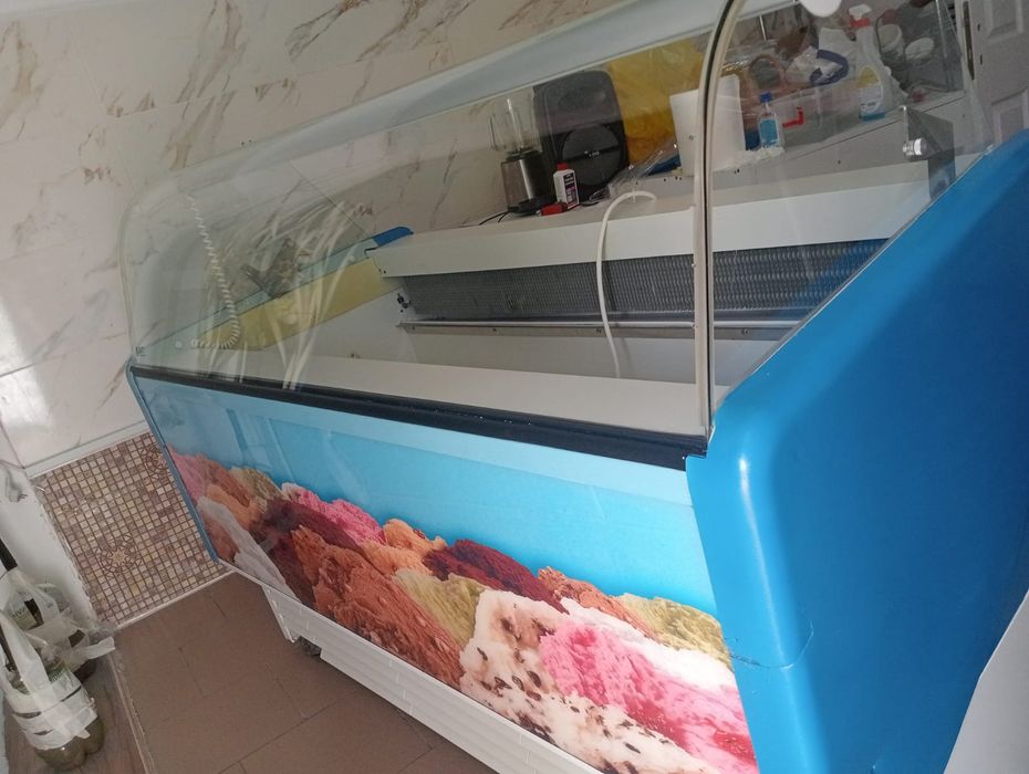 Vitrina Frigorifica / vitrina Înghețată ISA