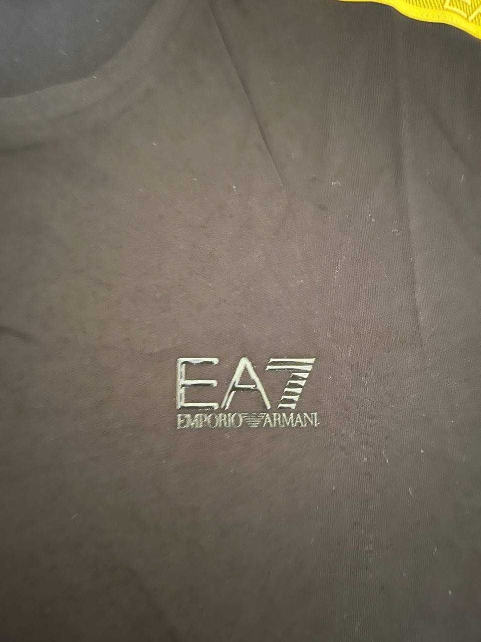 Premium Тениска ЕА7 - размер L