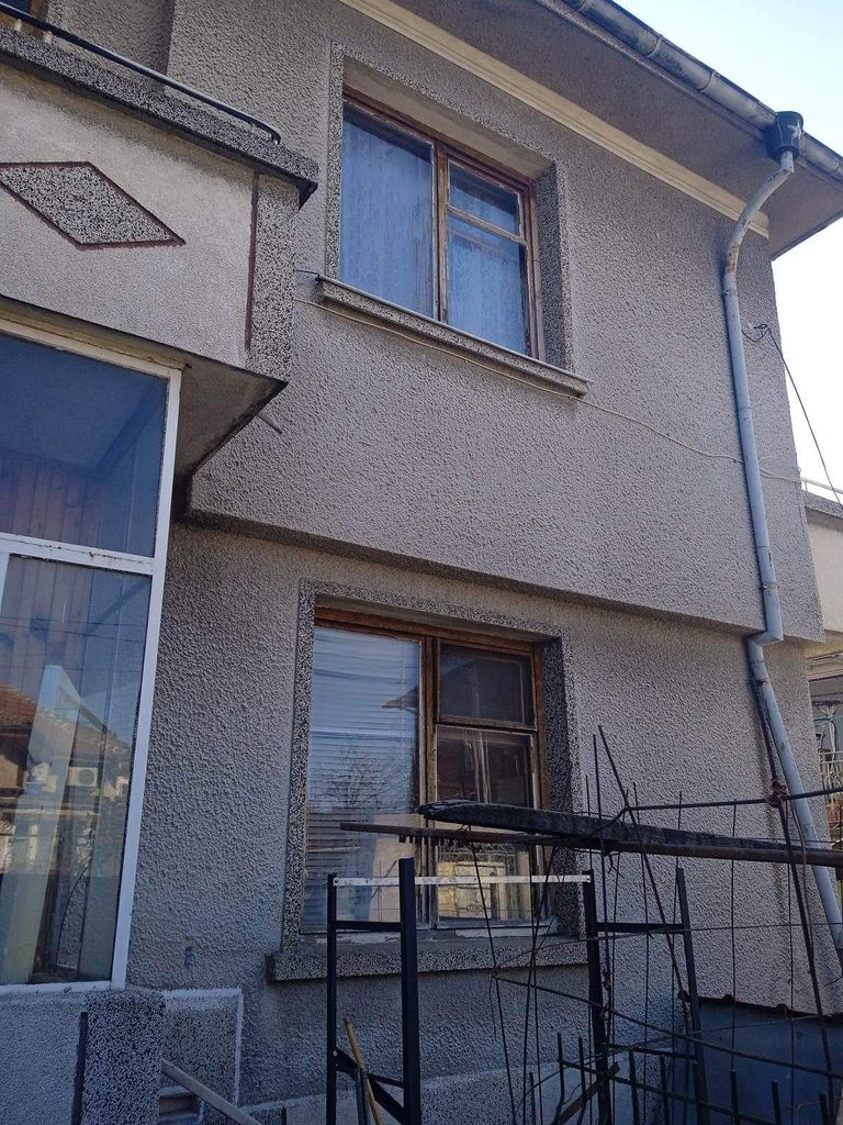 Продава се Къща в Панагюрище - 132 кв.м за 619 €/кв.м - Снимка #3