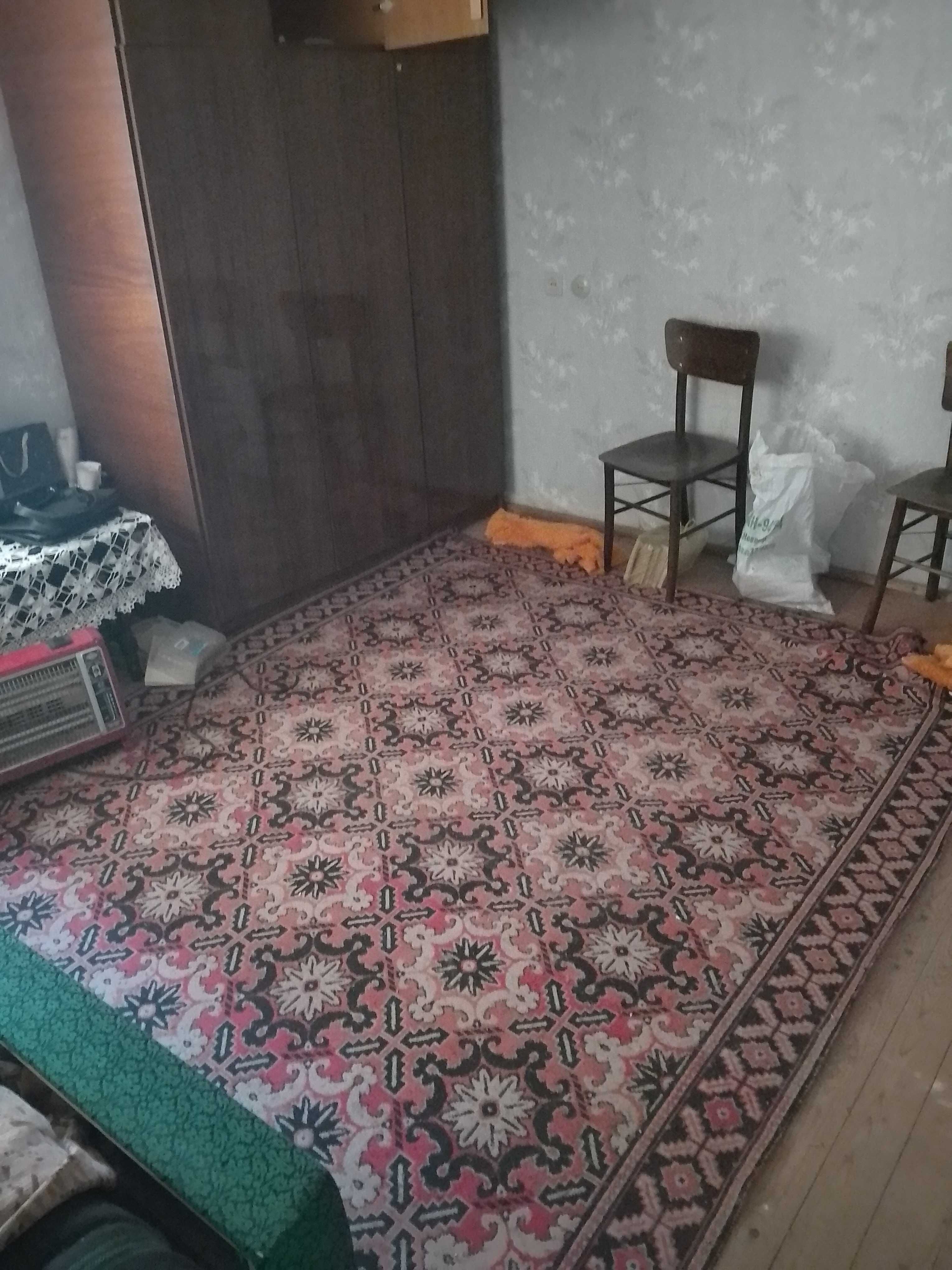 1787-Продава се двуетажна тухлена на гредоред къща в с. Ломци!