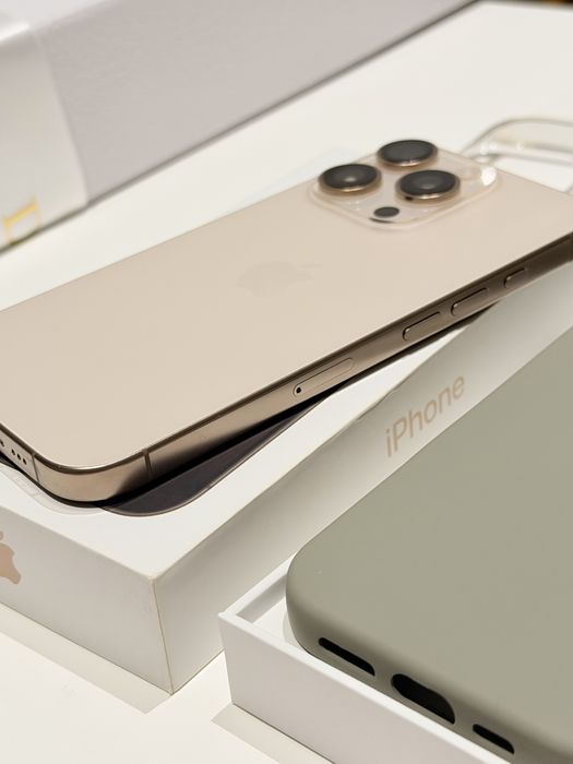 Iphone 16 PRO 256 - Desert Titanium + 2 huse de protectie