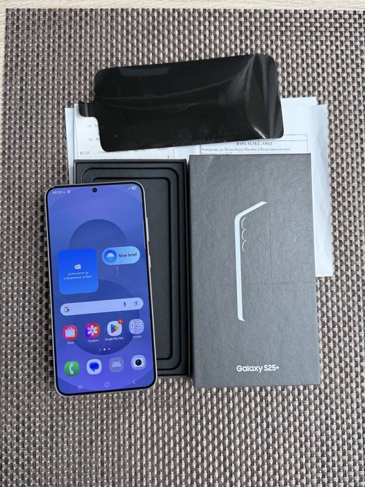 НОВ! *ЛИЗИНГ* Samsung Galaxy S25 + 256Gb Silver shadow *Гаранция