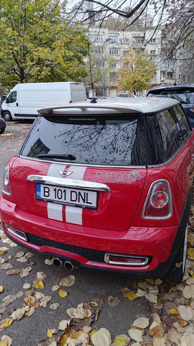 Vând Mini Cooper S - Special Edition