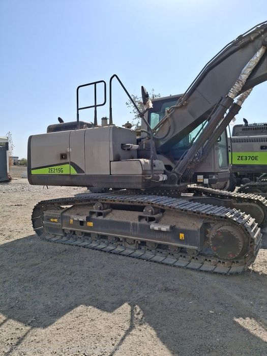 ZE215G Ekskavator – 133 kVt, 22 tonna, Cummins 6-porshinli dvigatel