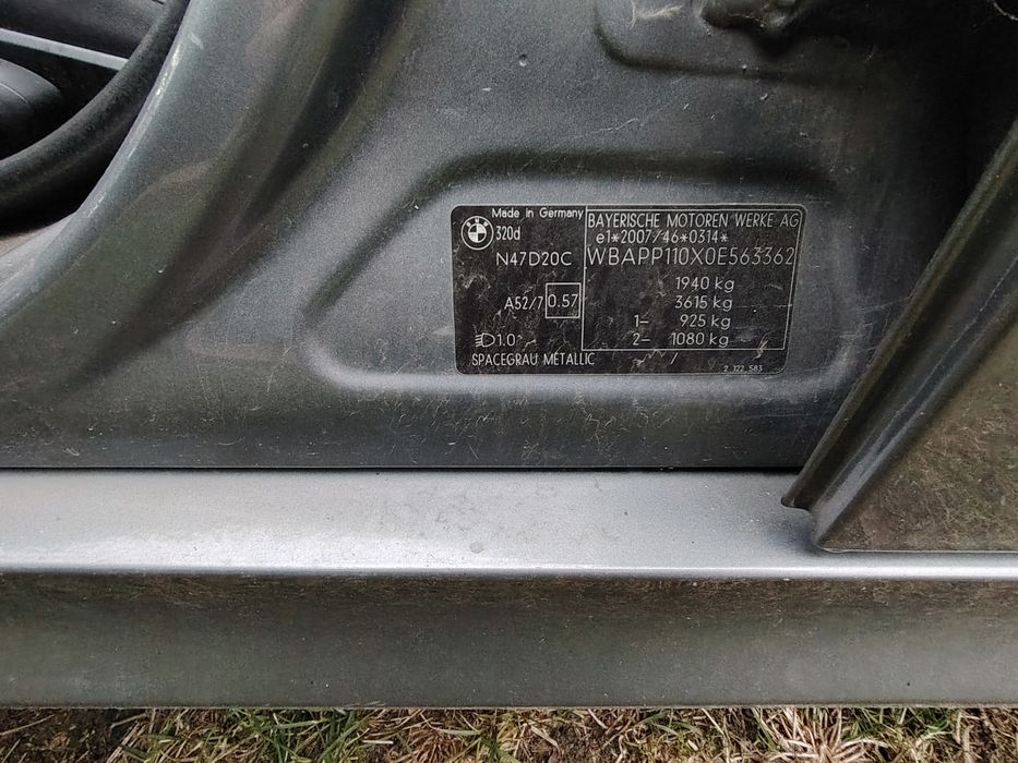 Doar Vând 320/184cp