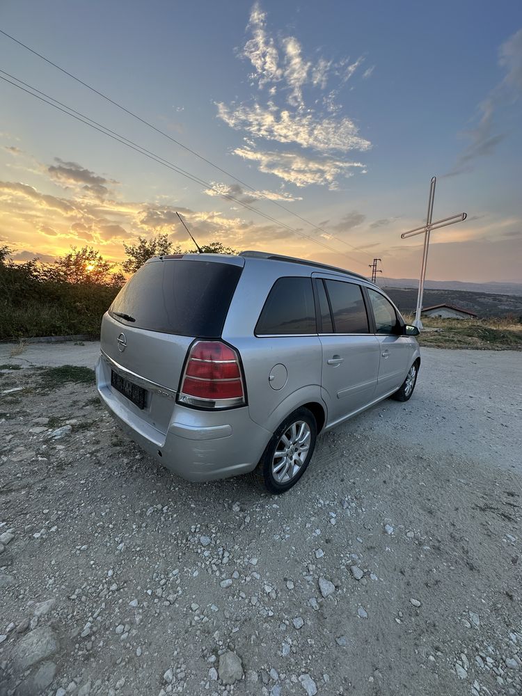 Opel Zafira B 1.9cdti 120