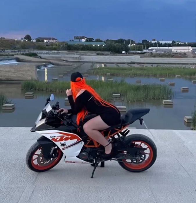 URGENT!! vand ktm rc 125 cc