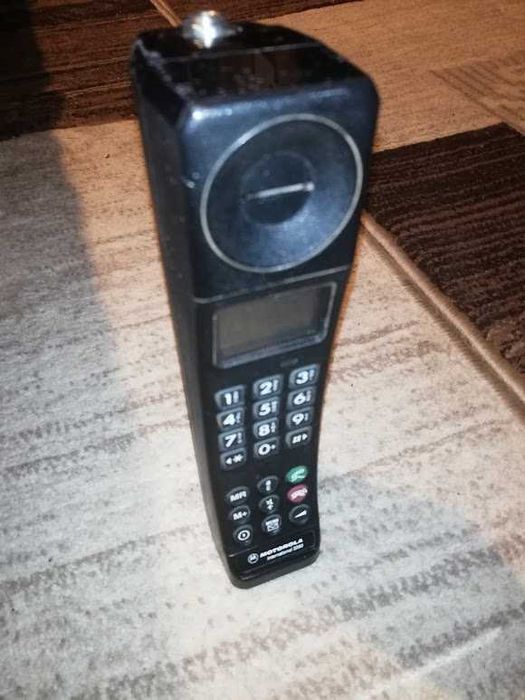 vand telefon Motorola International 3200,de colectie