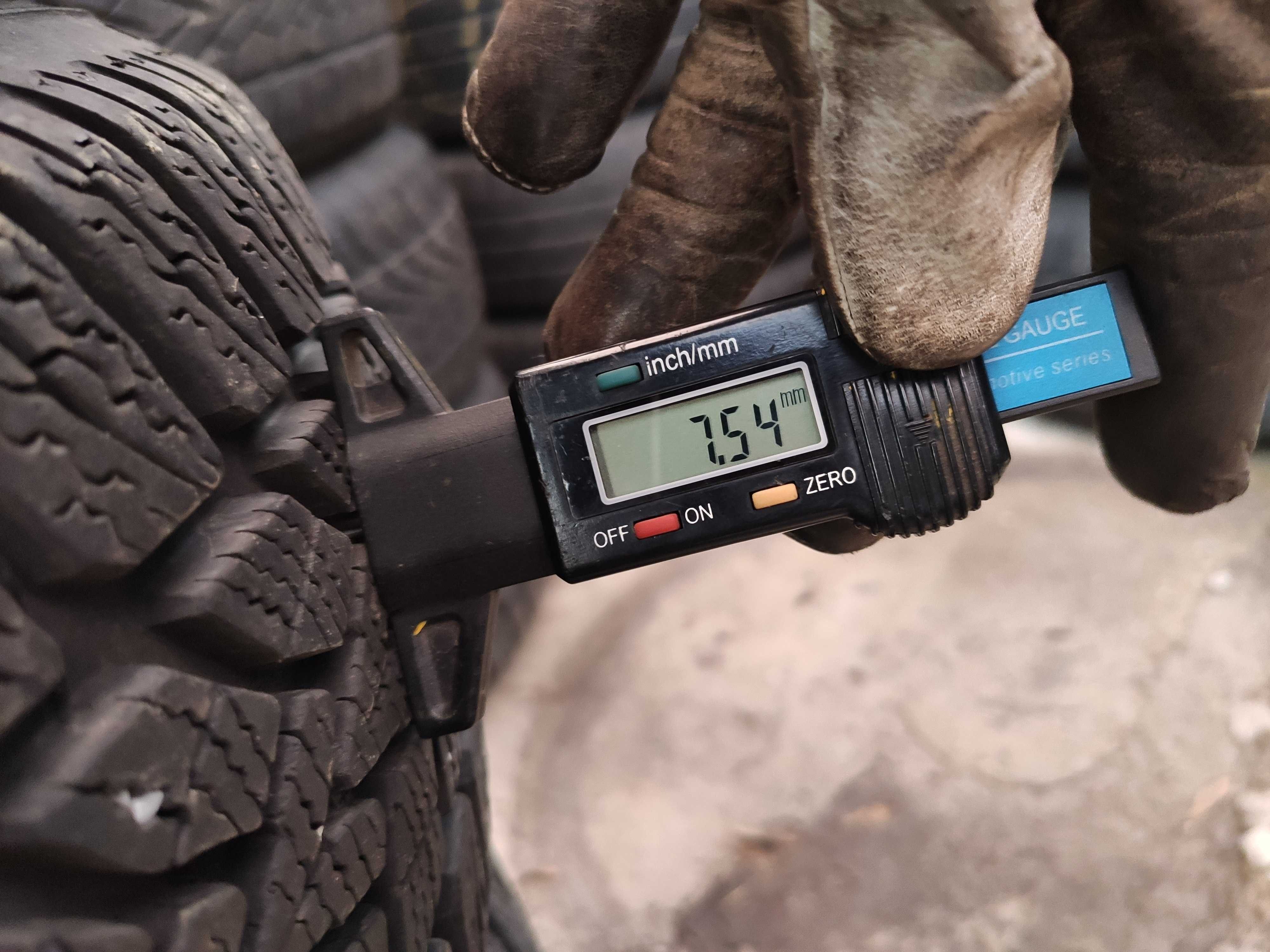 4бр Зимни гуми 185 60 15 - Dunlop