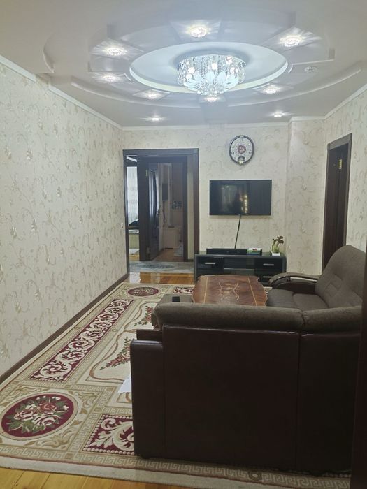 Своя 4/1/4 Юнусабад 19-кв 100м2 Заоните