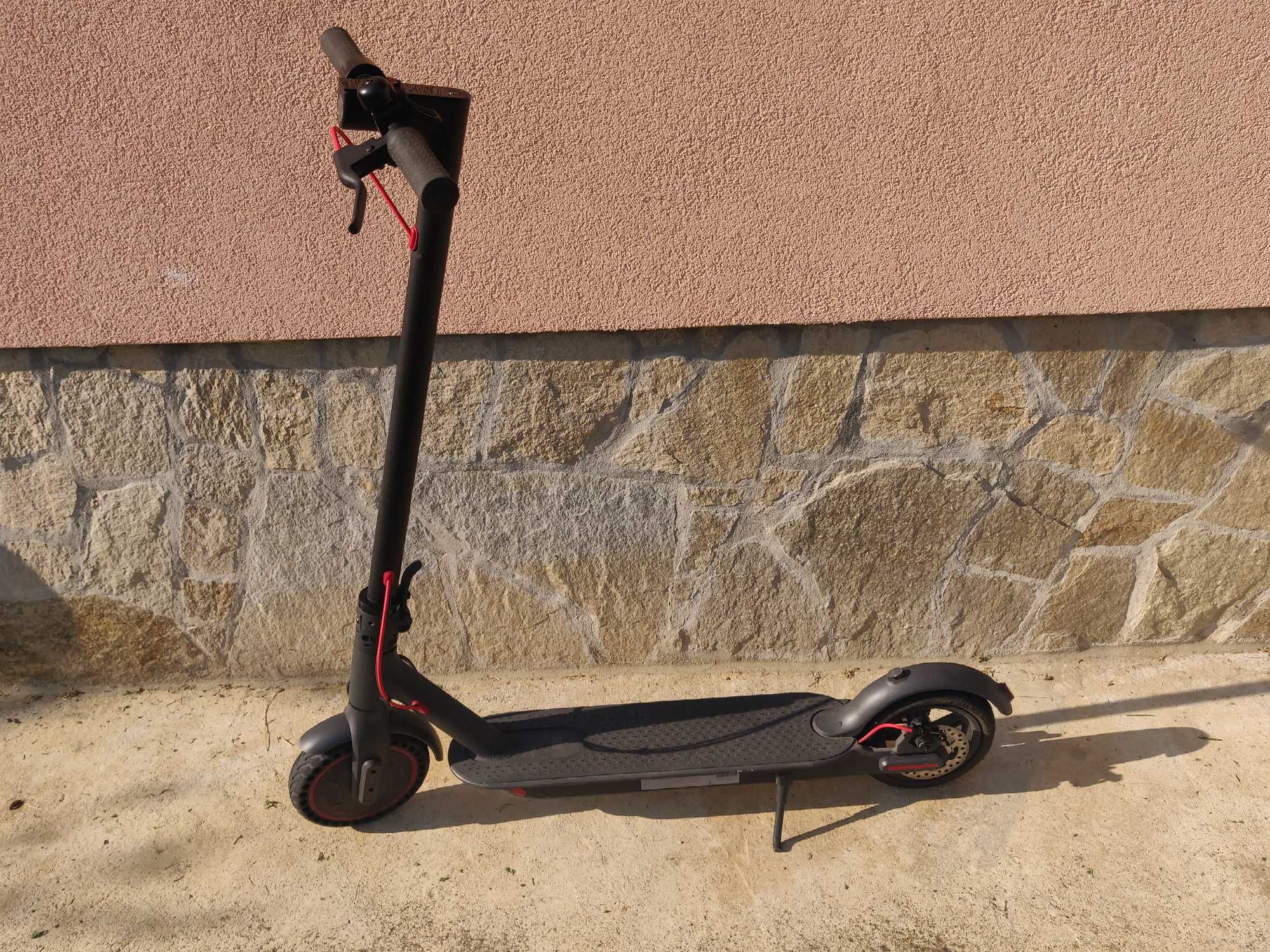 Електрическа тротинетка Xiaomi Scooter Pro