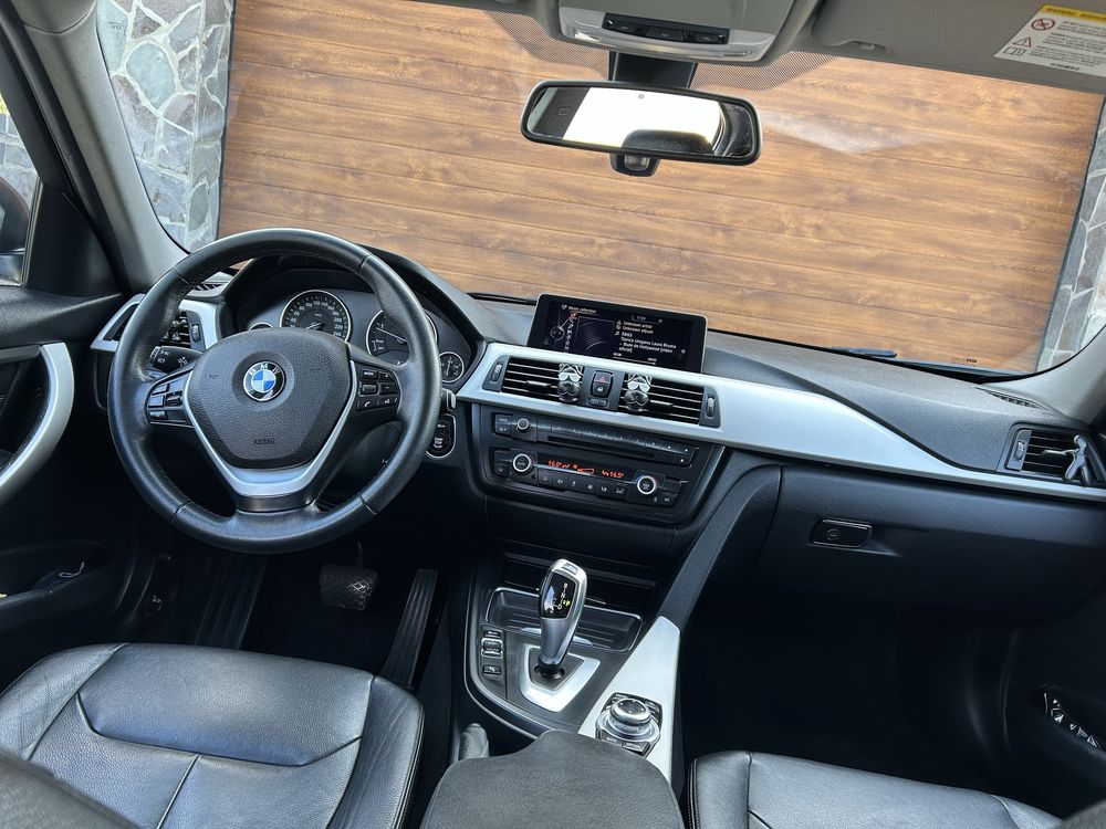 Bmw seria 3  xDrive