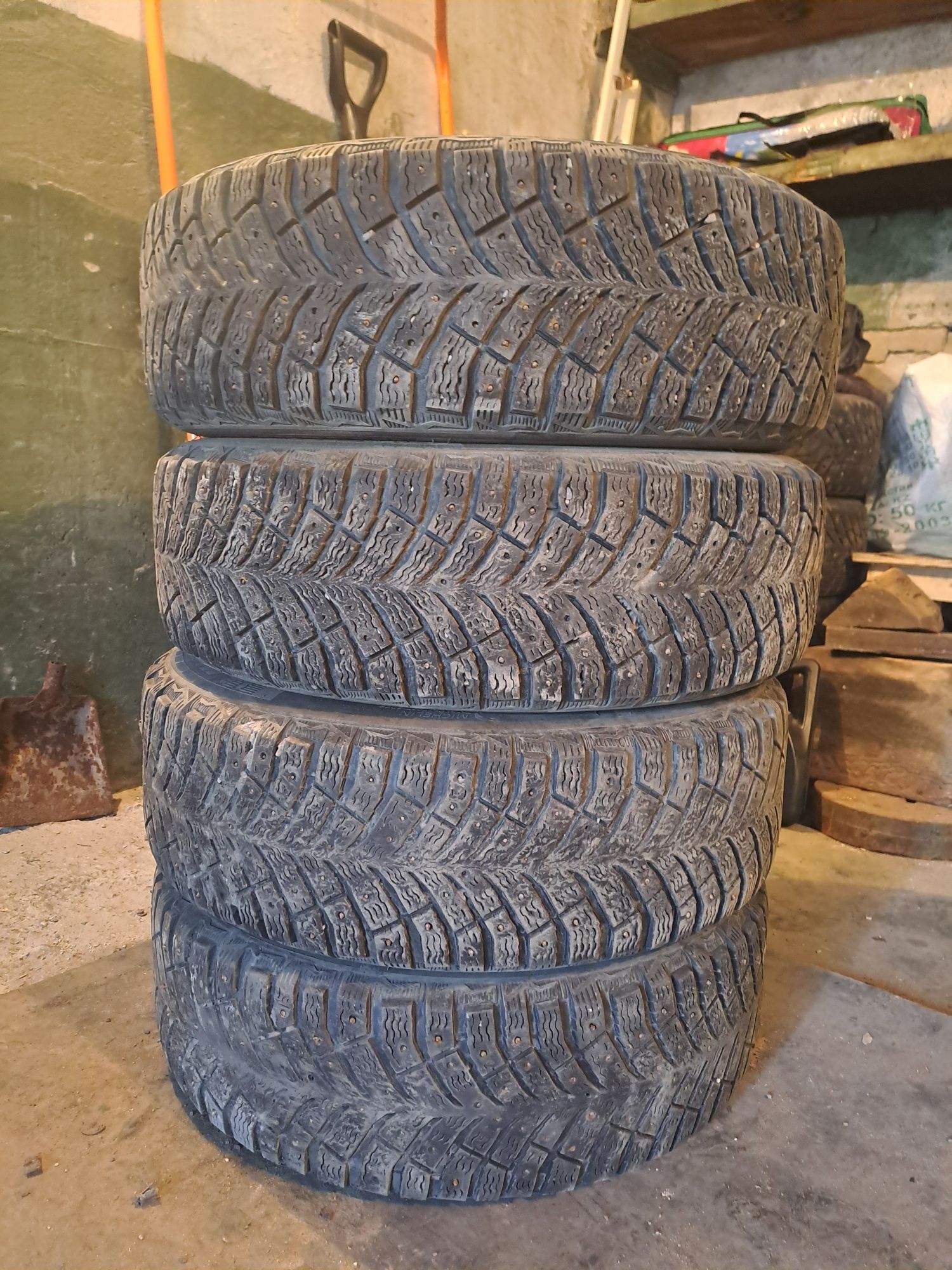 Зимние шины Michelin X Ice North 4