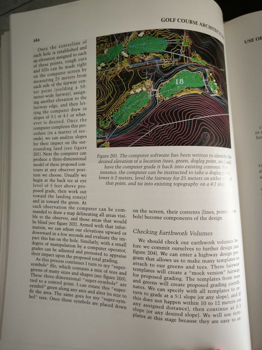 Архитектура на голф игрище: проектиране, изграждане и реставрация