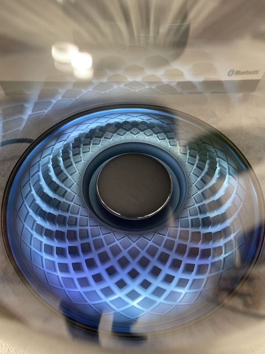 Harman Kardon Aura Studio 4 – 130w,  sunet 360°, iluminare ambientală