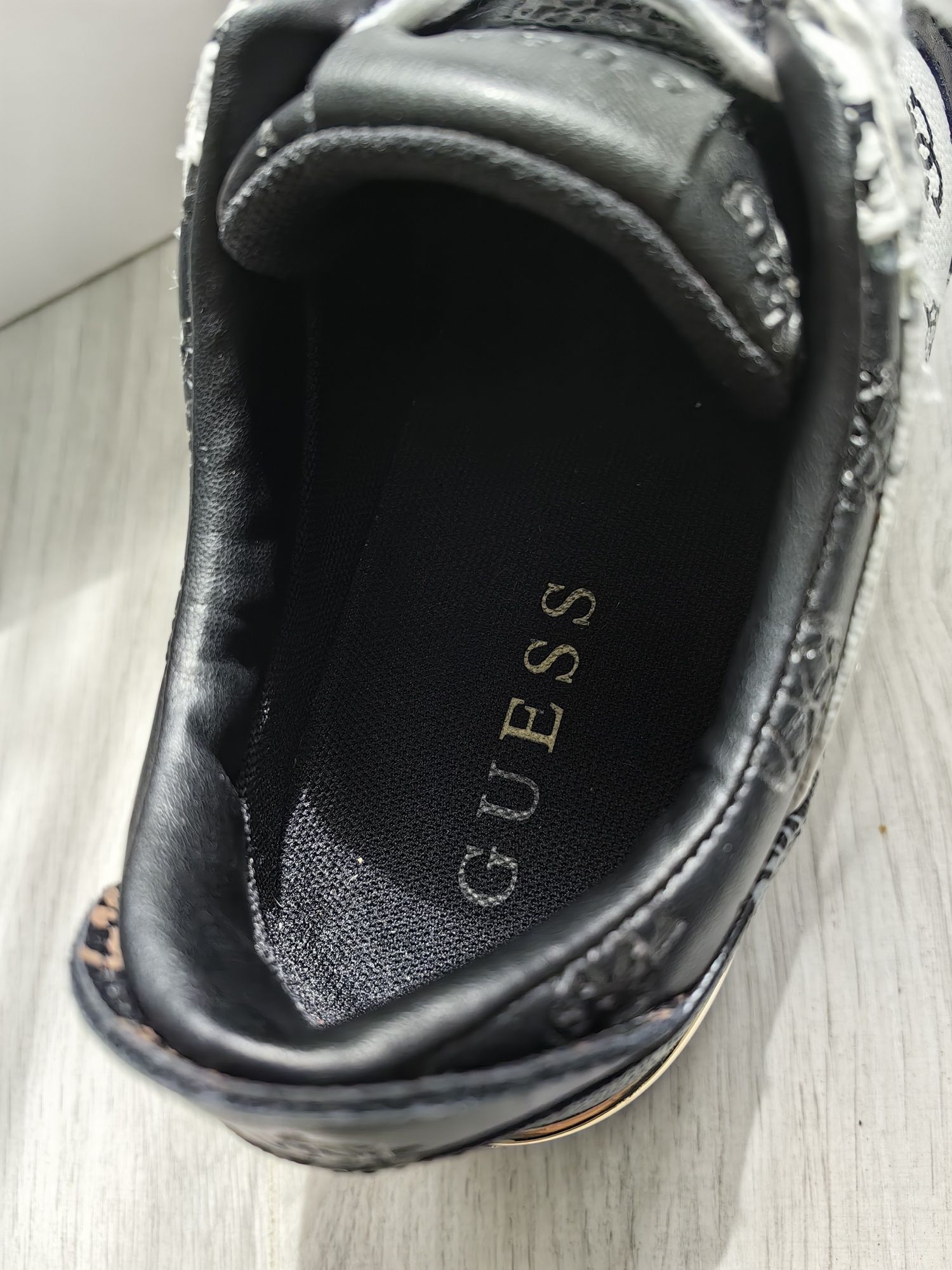 Sneakers Guess 38