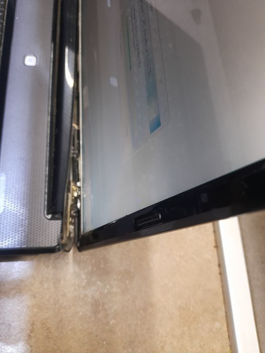 Лаптоп Compaq за части