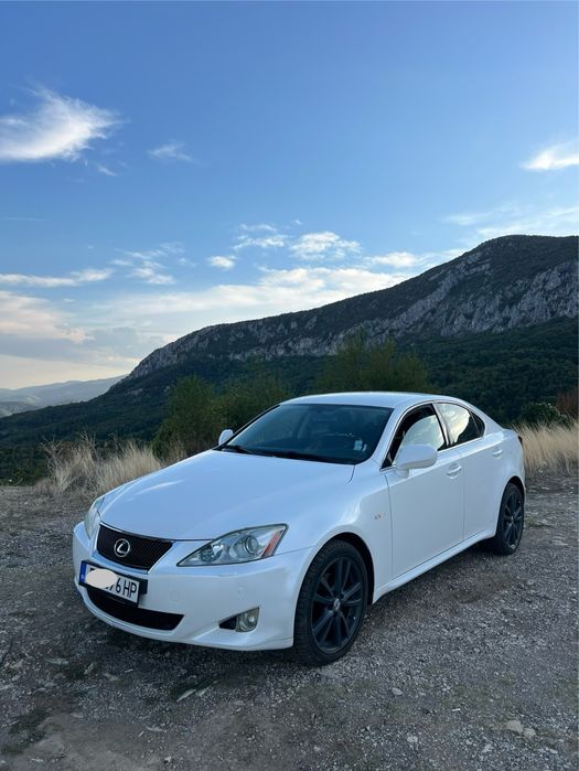 Lexus is220d. бартер мотор