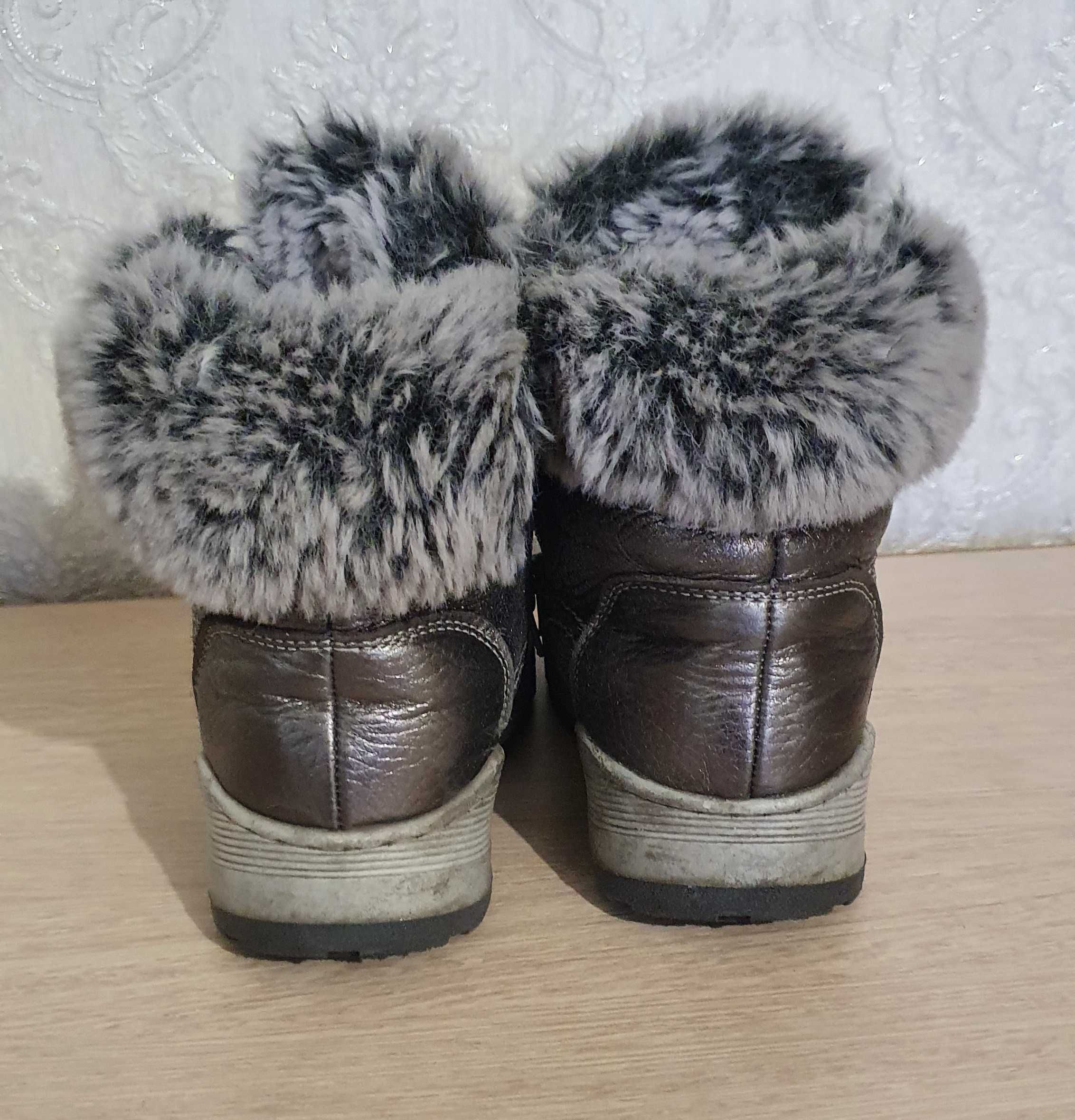 Зимняя обувь б\у. 29 р-р Натуральная кожа и натур. мех