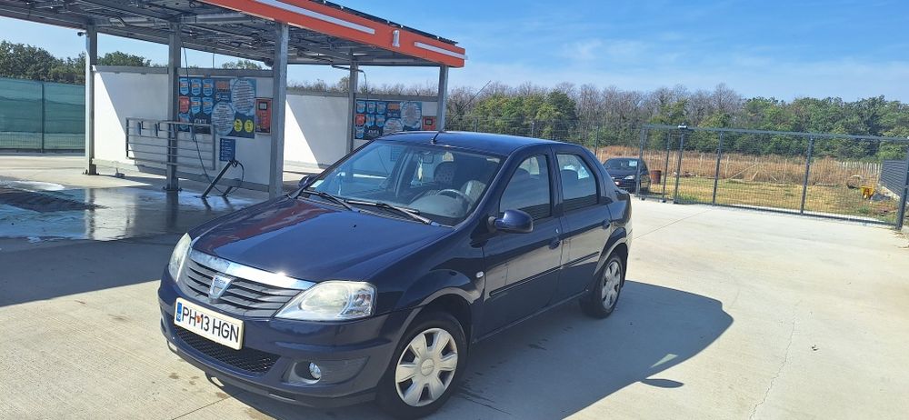 Logan Laureate, an 2011, GPL fabrică