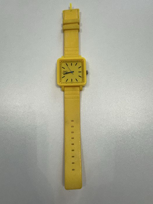 Ceasuri Q&Q - mai multe culori