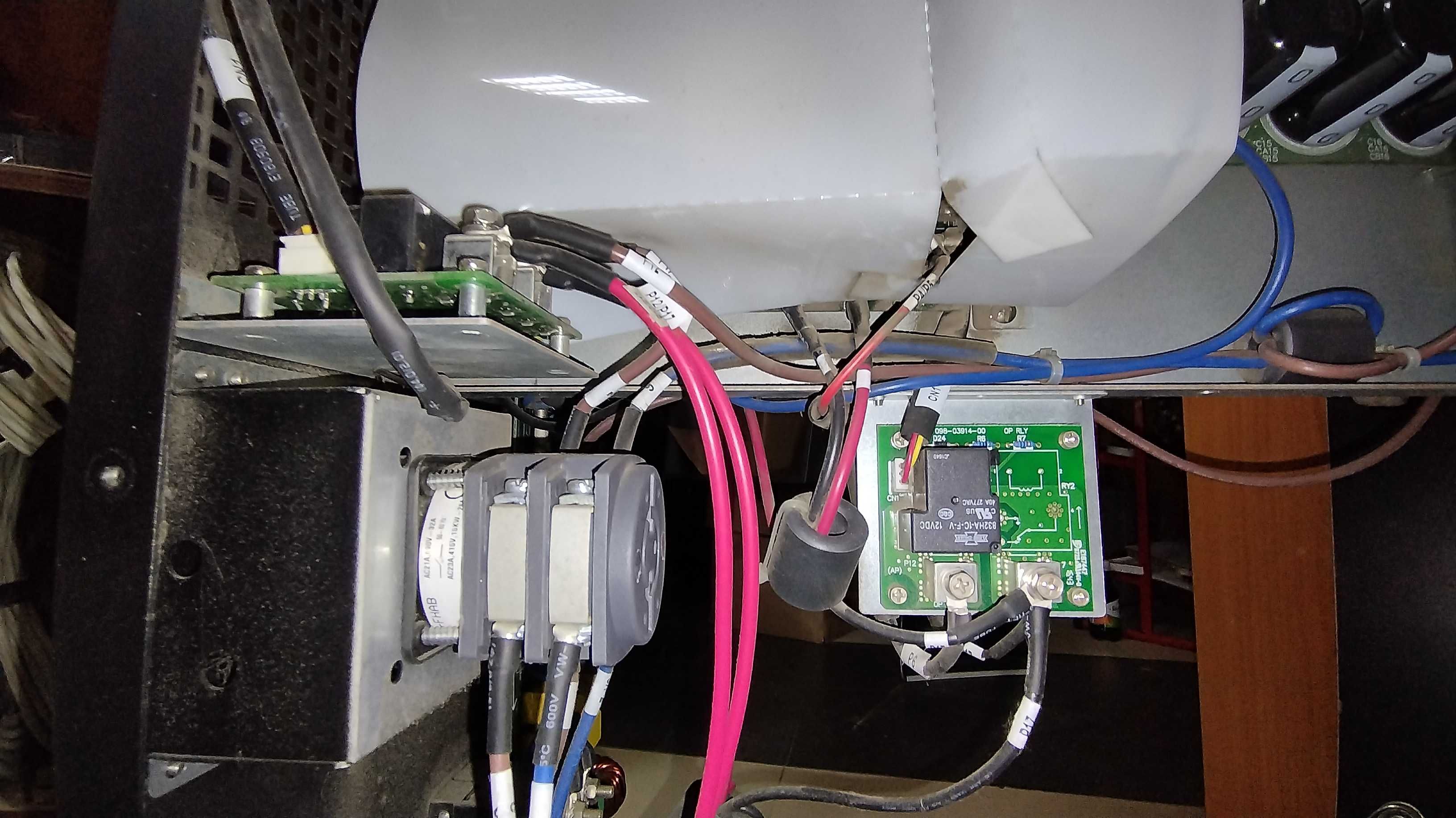 UPS кутия с електроника та без батерите G-Tec ZP 120N 6K-KS