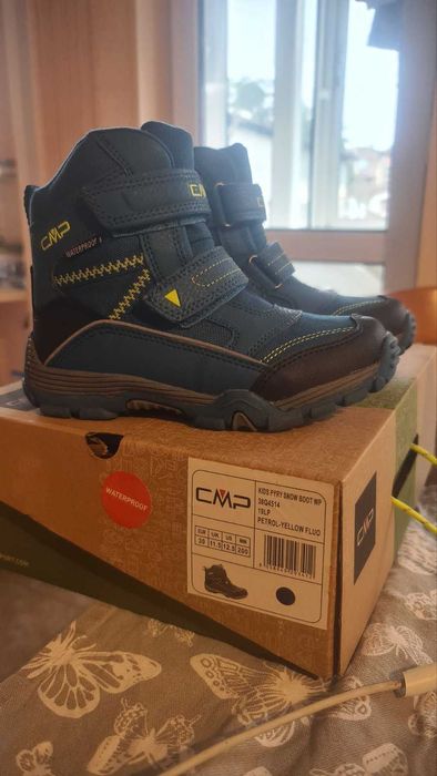 Чисто нови CMP детски боти апрески тъмносини н 30 - 20 мм