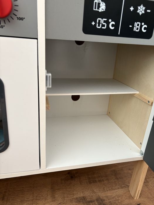 Детска дървена кухня