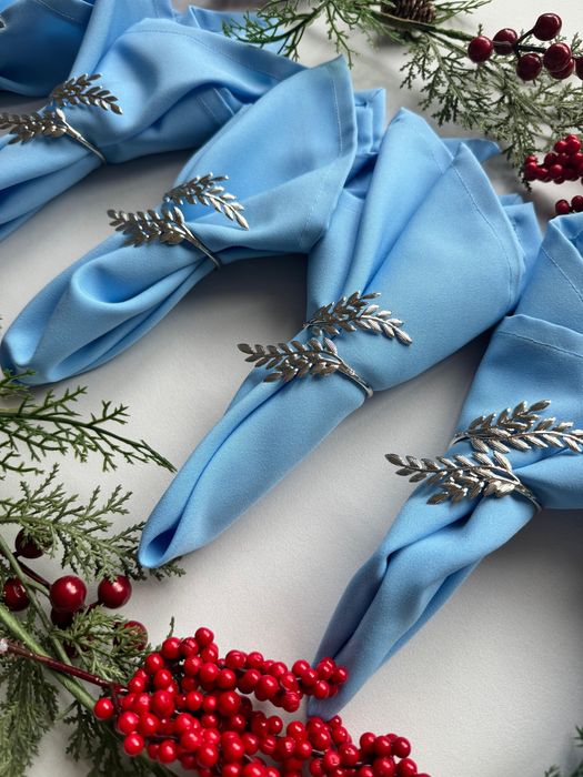 Подарочный набор для сервировки стола (голубой) 140х140 см