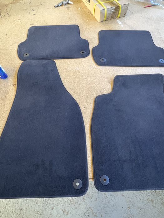 Стелки за AUDI.