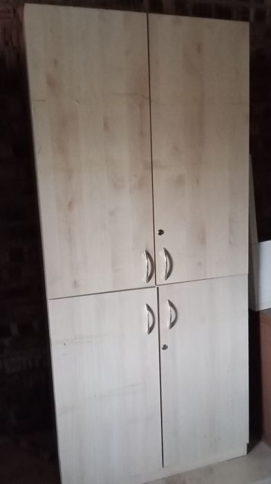 Шкаф в хорошем состояний