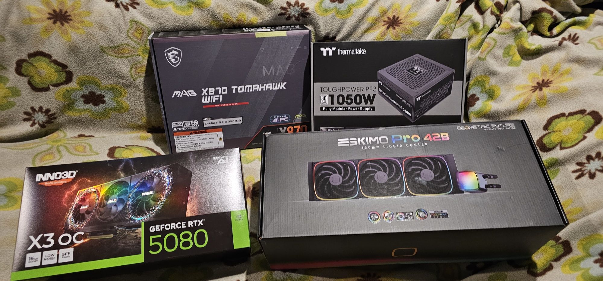 Гейминг компютър Geometric Future OGS M5 Yellow Stone IE (AMD) - Ryzen
