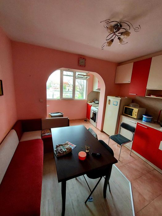 Дава се под наем Тристаен апартамент в Бургас, Меден рудник - зона А - 99 кв.м за 178.5 € - Снимка #4